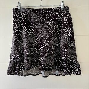 ROXY Black & White Ruffle Hem Mini Skirt – Women’s M